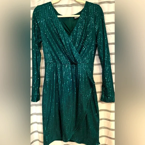 chicme | Dresses | Chicme Green Long Sleeve Wrap Sequin Mini Dress Gently  Loved Size L No Belt | Poshmark